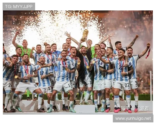 斯卡洛尼战术核心解析：阿根廷在世界杯赛场上的团队协作表现持续提升