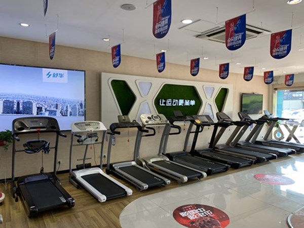 跑步机2_副本.jpg 跑步机2_副本.jpg